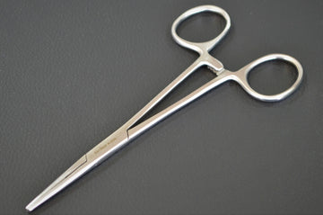 Pince hémostatique 5.5'', (14cm), droite