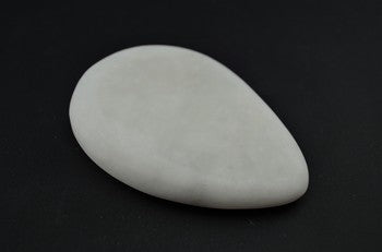 Petite pierre de coin, forme goutte d'eau